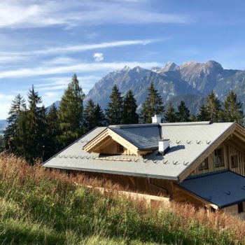 Almhuette – Prenner Alm – Untergeschoss – Aussenansicht – Stoamandl
