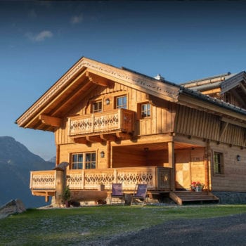 Almhuetten-Prenner Alm-Aussenansicht